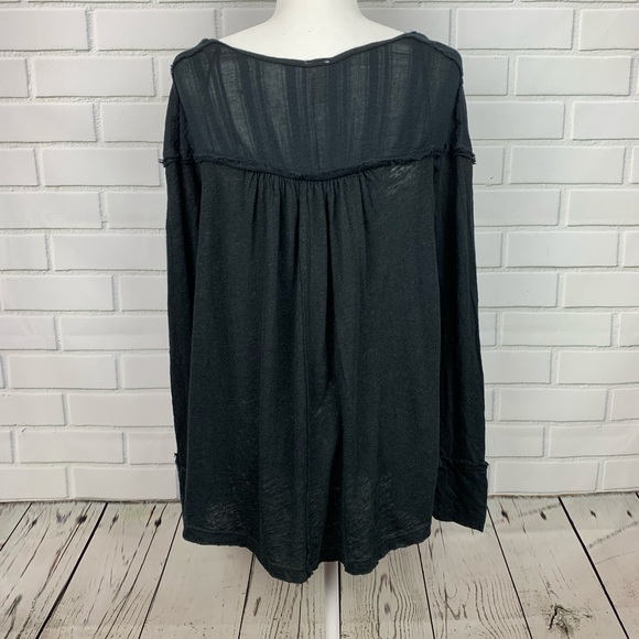 🔥FREE PEOPLE🔥We The Free Down Under Raw Hem Henley Black Small NWT - Picture 5 of 6